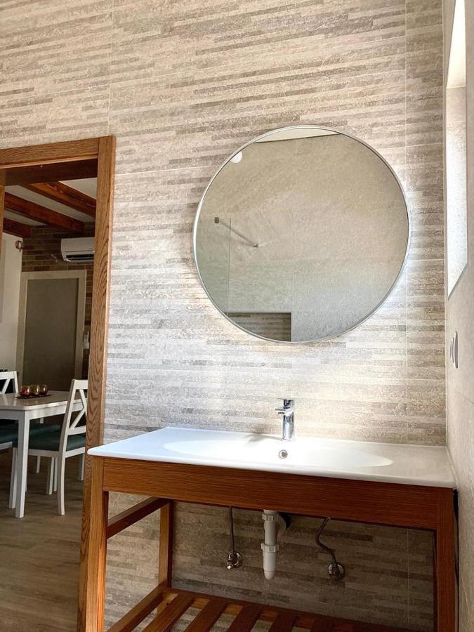 Studio Apartman Luka Starigrad Paklenica Exteriér fotografie